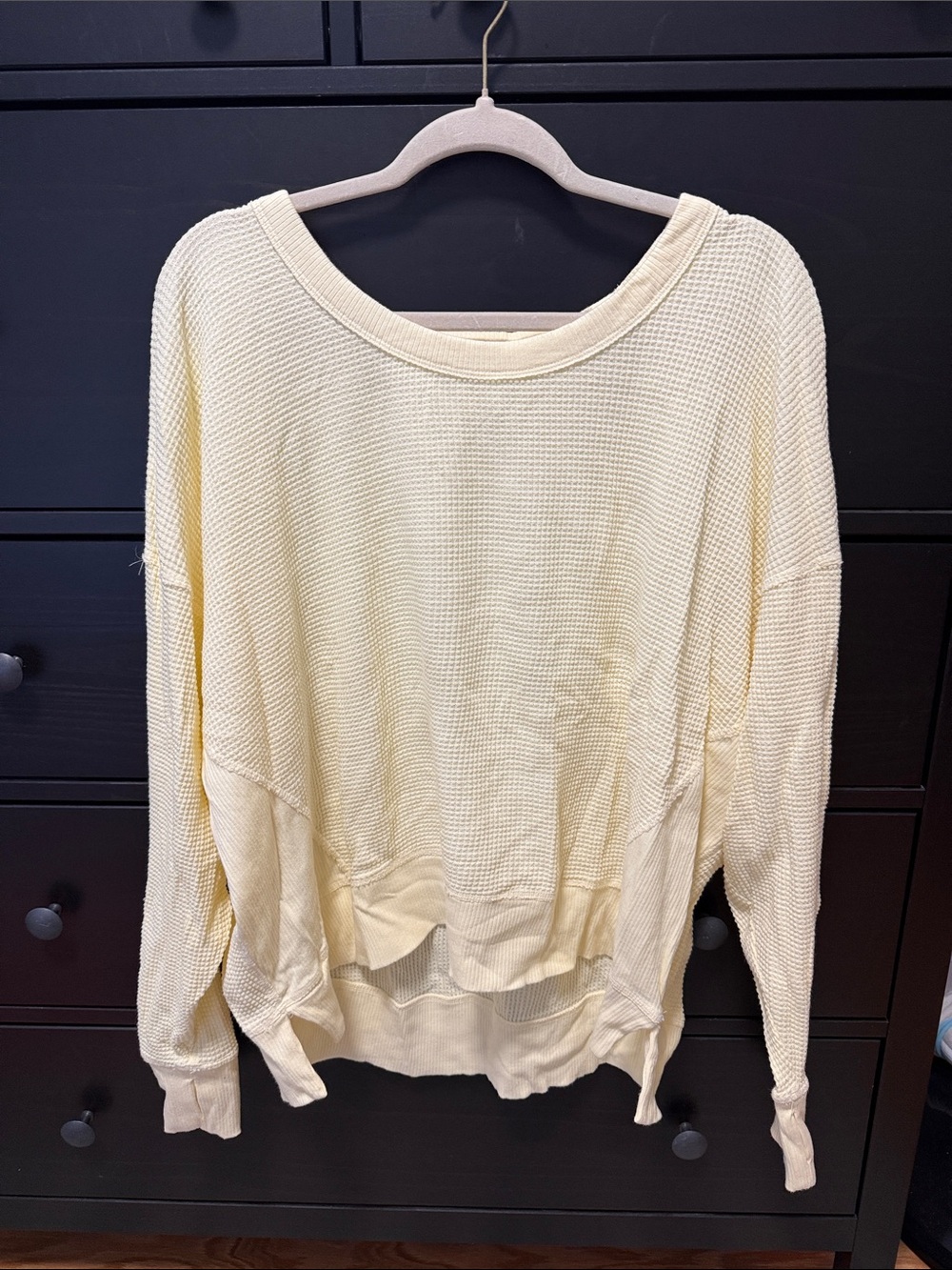 Aerie pale yellow thermal